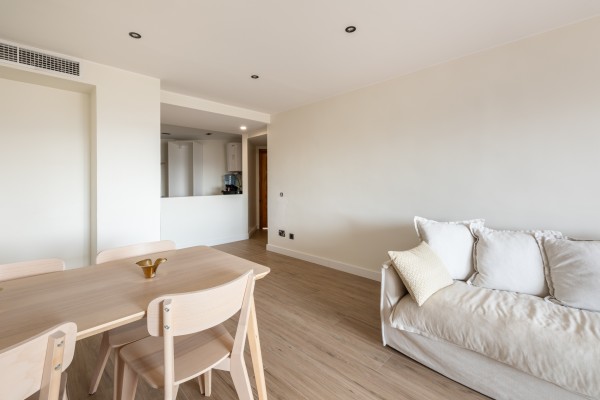 Acogedor apartamento en el centro de Santa Ponça con piscina y parking