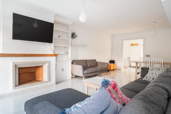 Penthouse with Golf Views and Sunny Terrace in Bendinat