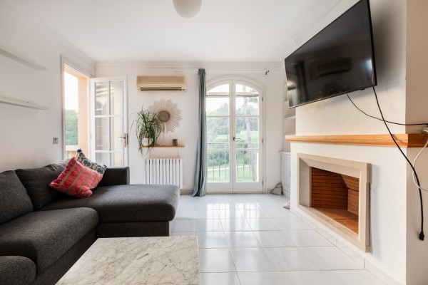 Penthouse with Golf Views and Sunny Terrace in Bendinat