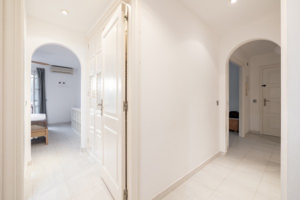 Penthouse with Golf Views and Sunny Terrace in Bendinat