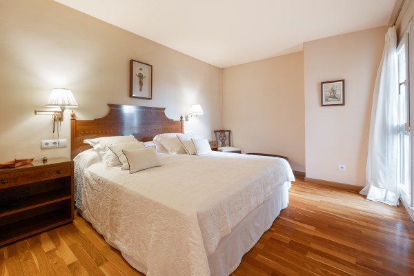 Großzügige Wohnung mit XL-Terrasse und Meerblick