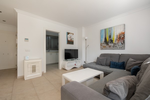 Townhouse Villa with Private Garden and Garage near Playa de Muro