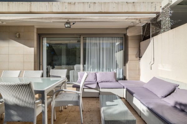 Townhouse Villa with Private Garden and Garage near Playa de Muro