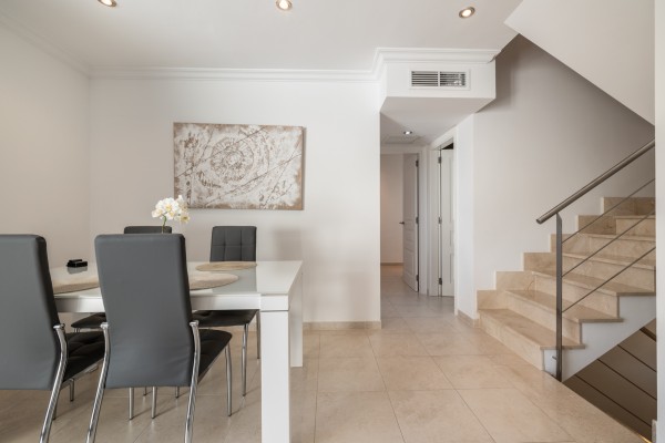 Townhouse Villa with Private Garden and Garage near Playa de Muro