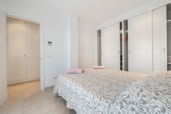 Townhouse Villa with Private Garden and Garage near Playa de Muro