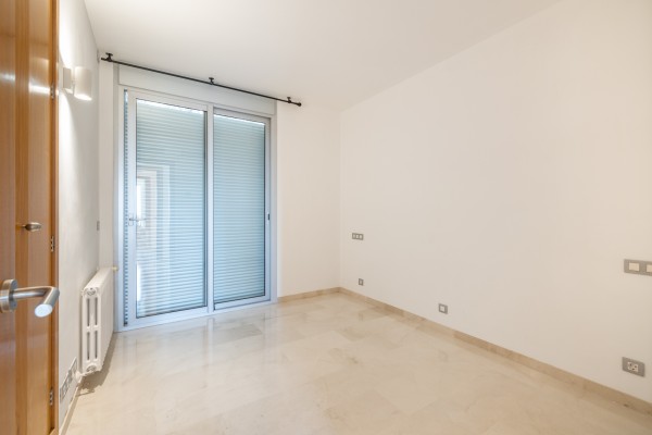 Exclusive apartment with partial sea views and private garage