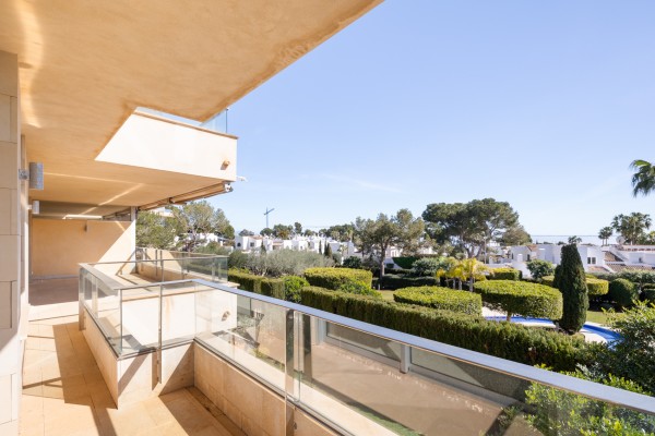 Exclusive apartment with partial sea views and private garage