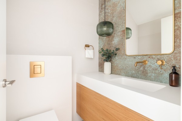 Эксклюзивный новый дом с бассейном в самом сердце Villafranca de Bonany