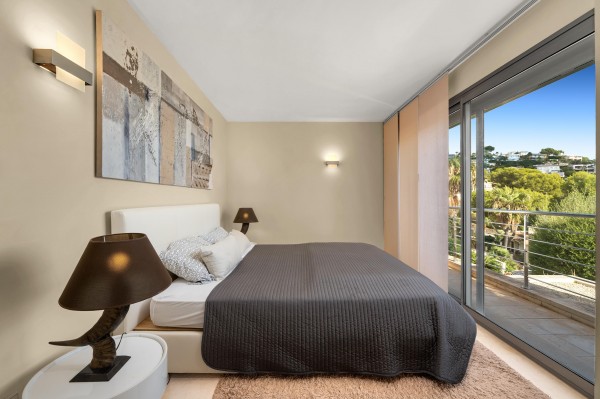 Moderne Villa mit atemberaubendem Meerblick