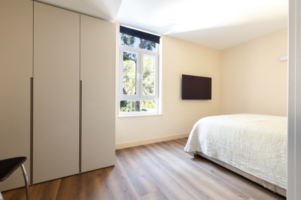 Oтремонтированная квартира с видом на море в престижном комплексе в Illetas