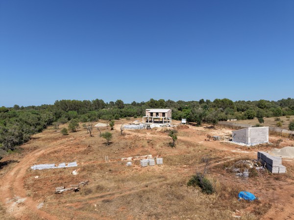 Casa de campo mediterránea en construcción con piscina y gran parcela en Sencelles