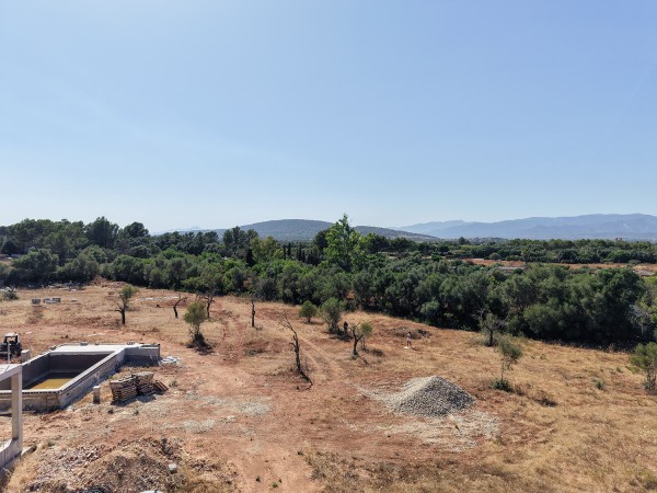 Casa de campo mediterránea en construcción con piscina y gran parcela en Sencelles
