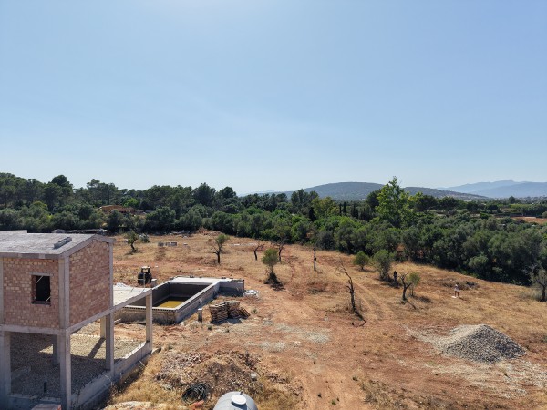 Casa de campo mediterránea en construcción con piscina y gran parcela en Sencelles