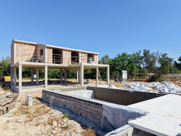 Casa de campo mediterránea en construcción con piscina y gran parcela en Sencelles