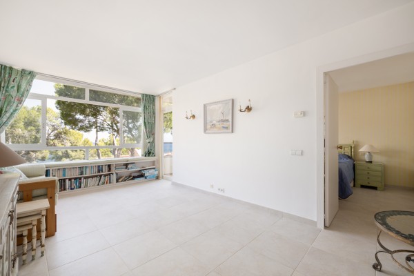 1-Bedroom Seafront Apartment in Illetas – Zodiac Residential Complex