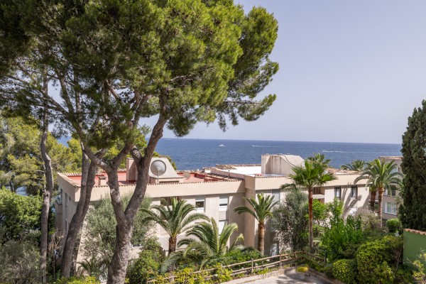 1-Bedroom Seafront Apartment in Illetas – Zodiac Residential Complex