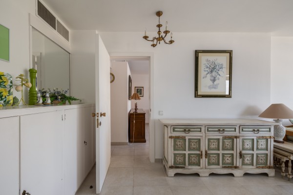 1-Bedroom Seafront Apartment in Illetas – Zodiac Residential Complex