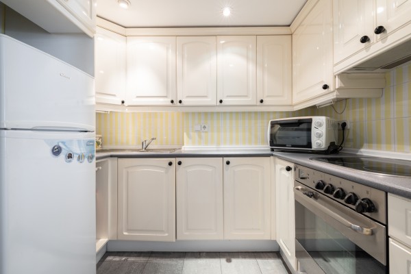 Apartment with terrace in the iconic Zodiac Residence in Illetas