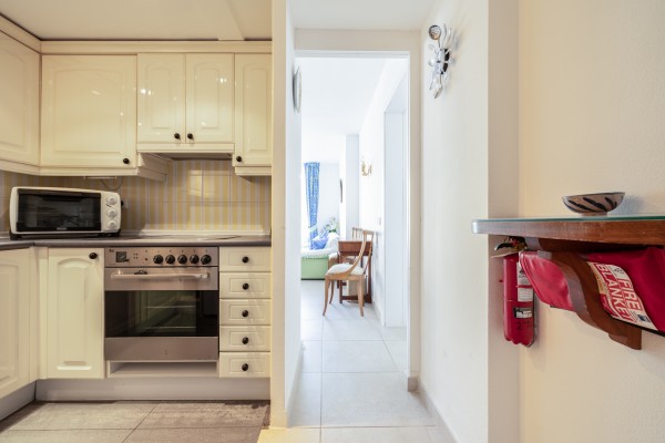 Apartment with terrace in the iconic Zodiac Residence in Illetas