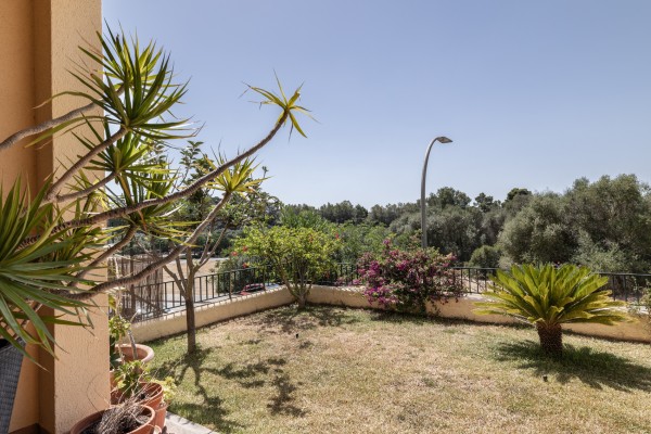 Erdgeschosswohnung in einem Zweifamilienhaus mit privatem Garten in Es Caülls, Marratxí