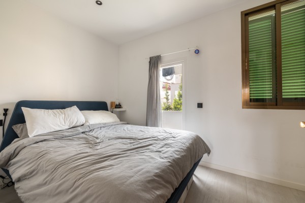 Renovated Duplex Penthouse with Private Roof Terrace in Son Espanyolet