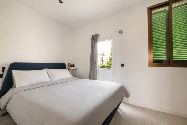 Renovated Duplex Penthouse with Private Roof Terrace in Son Espanyolet