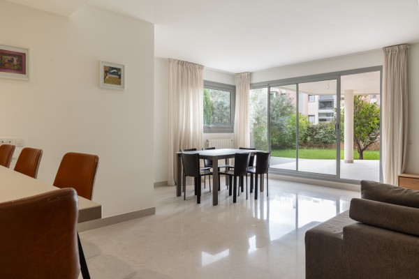 Erdgeschosswohnung mit Privatgarten in Floresta de Mar