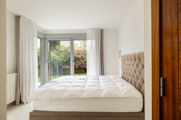 Erdgeschosswohnung mit Privatgarten in Floresta de Mar