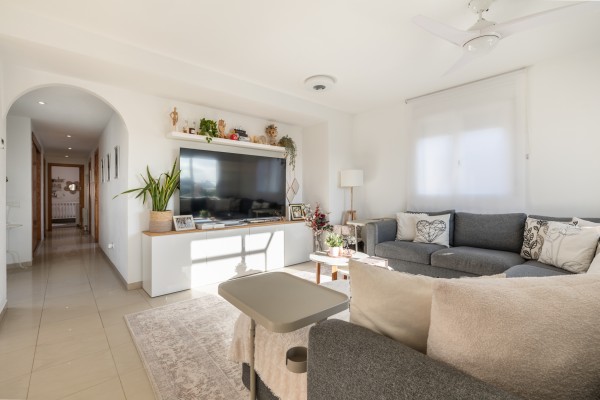 Ático de 4 dormitorios con solárium privado de 100 m² en Es Caülls
