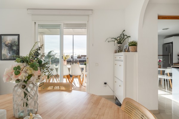 Ático de 4 dormitorios con solárium privado de 100 m² en Es Caülls