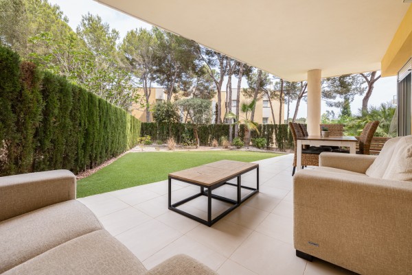Planta baja con jardín en alquiler en Sol de Mallorca