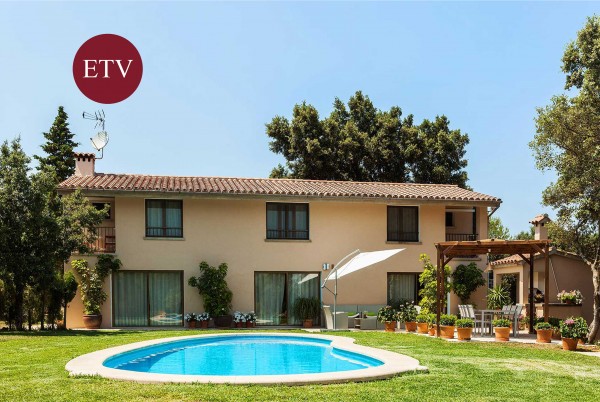 Casa vacacional con piscina cerca de Pollenca